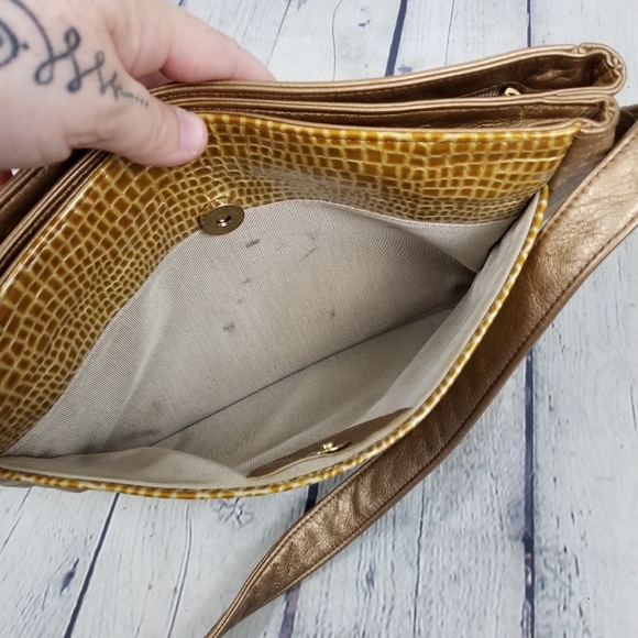 SAS | gold metallic snake print crossbody purse - Picture 9 of 12